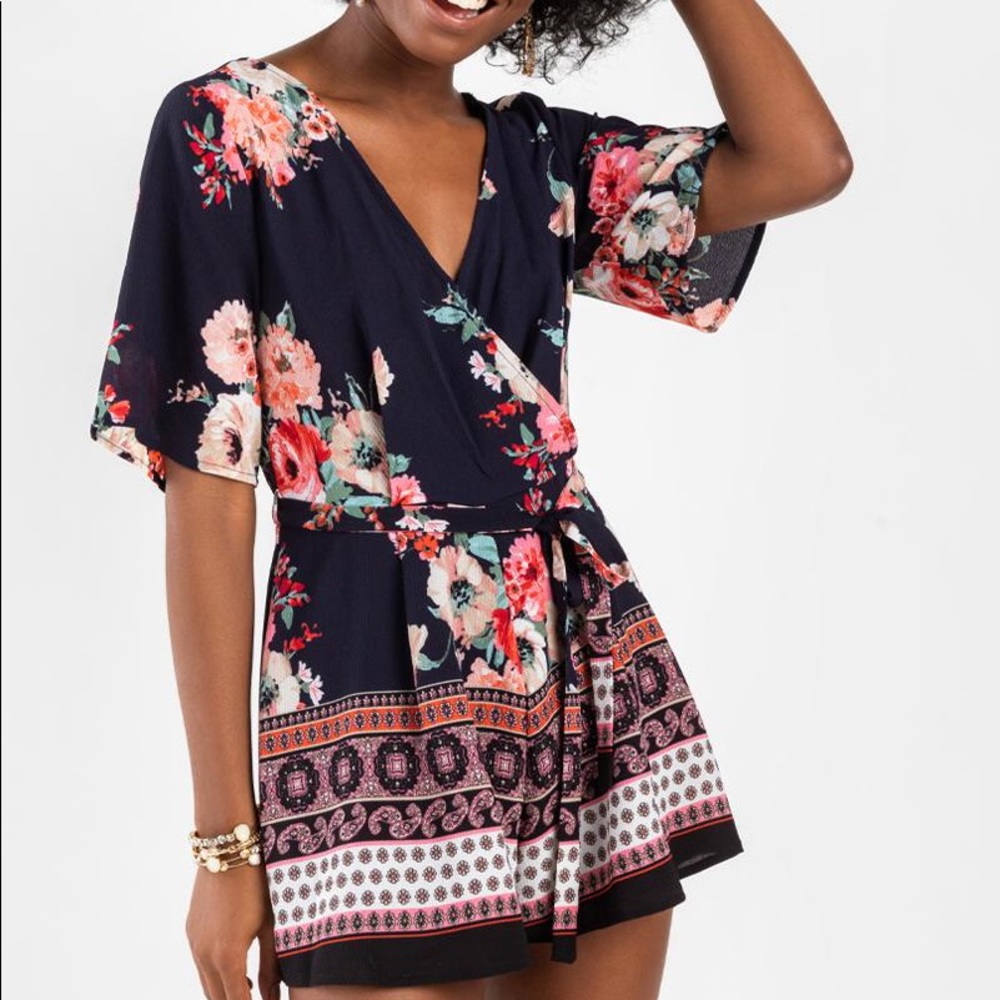 NWT Francesca’s Floral Romper